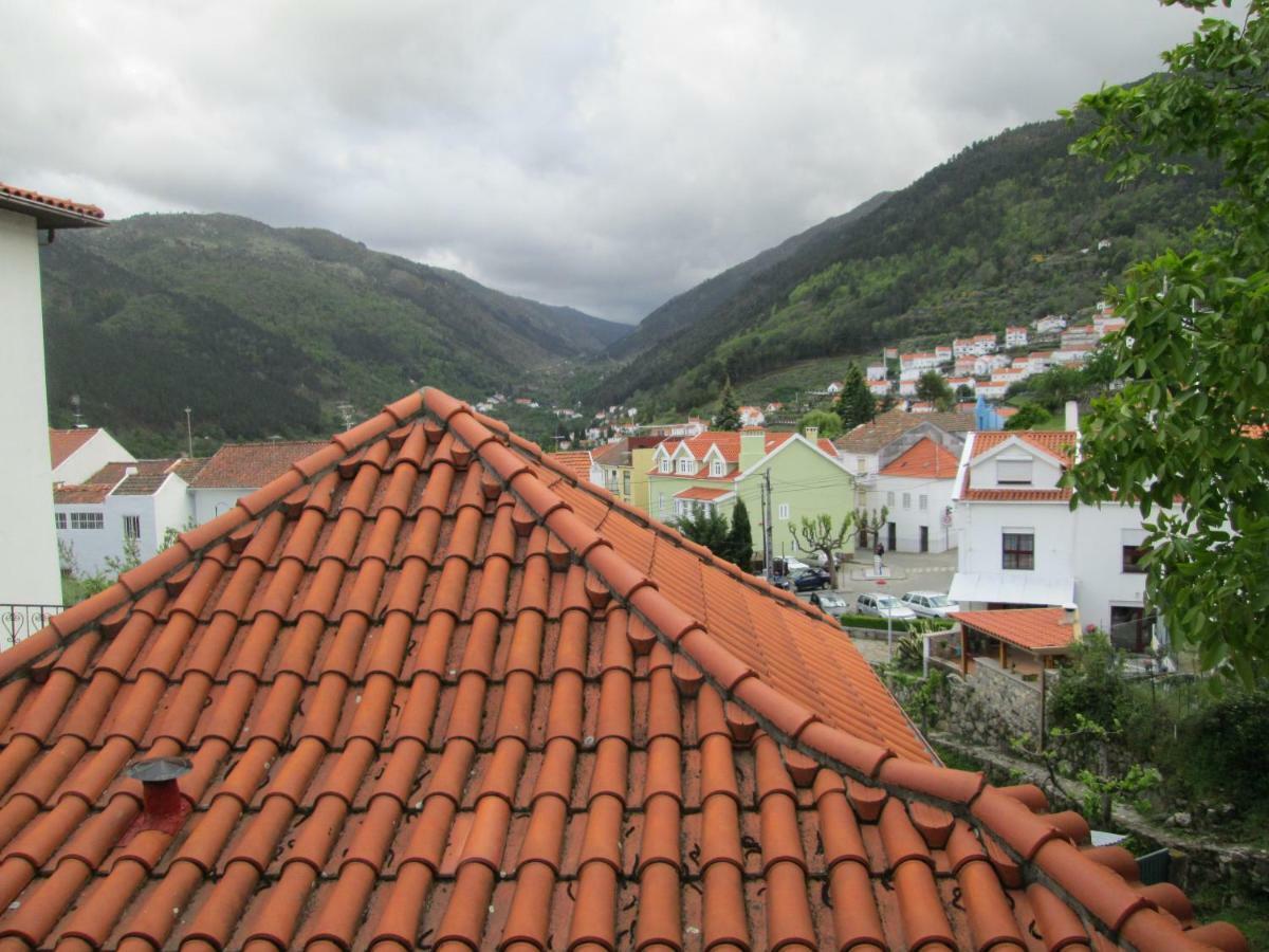 Willa Casinha A Beira Ribeirio Manteigas Zewnętrze zdjęcie